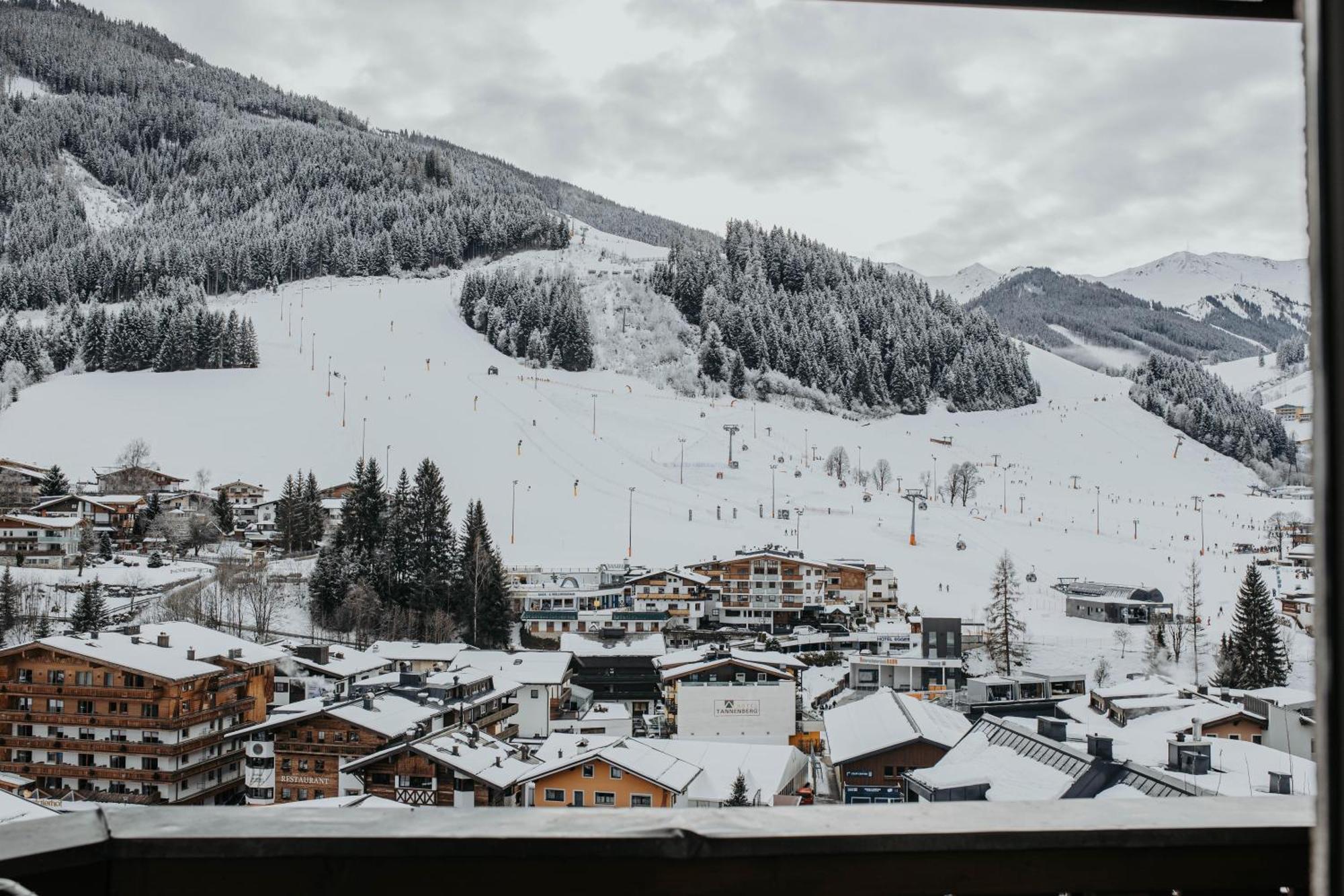 Appartement Conrad Saalbach-Hinterglemm Exterior photo