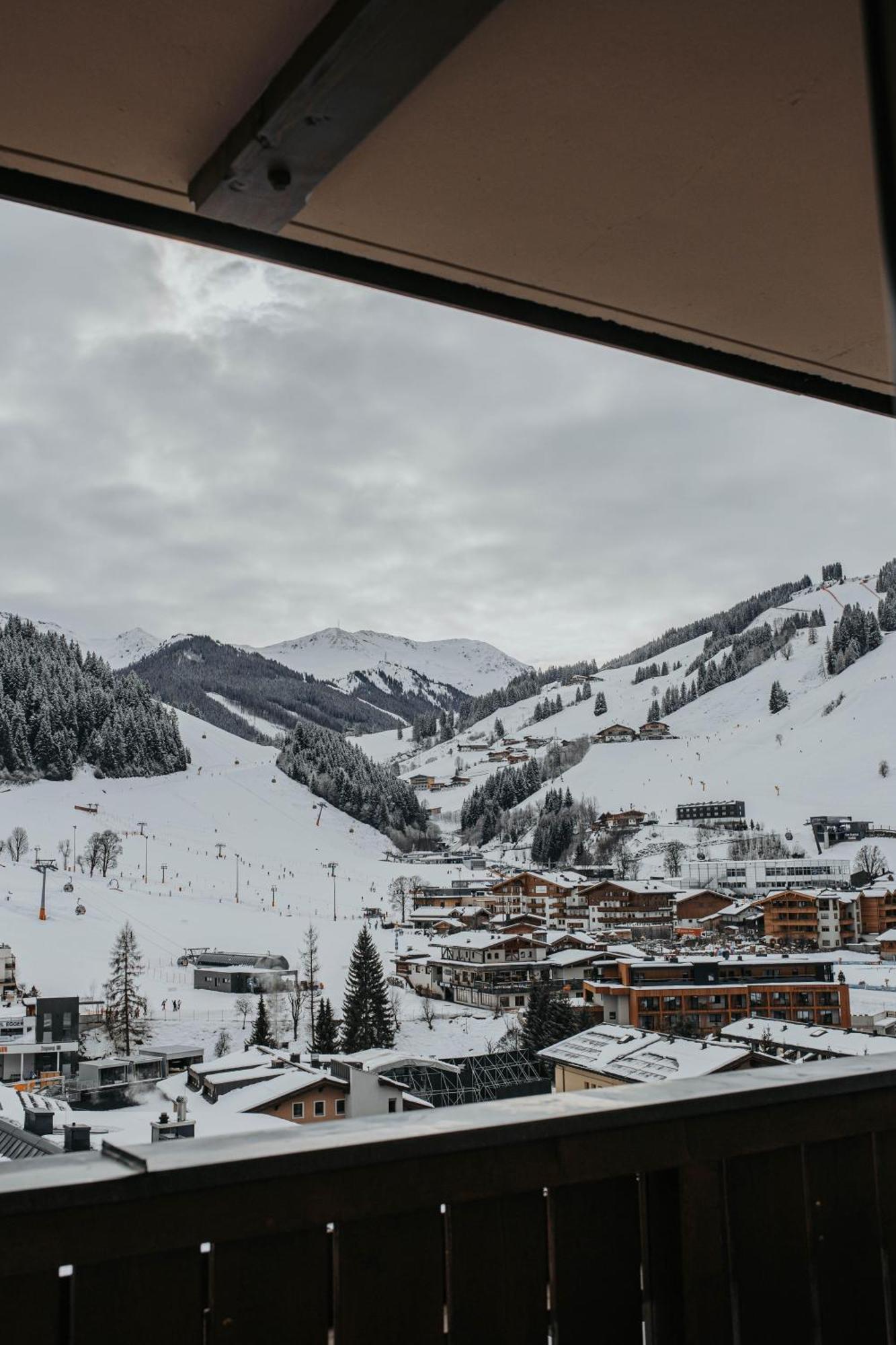 Appartement Conrad Saalbach-Hinterglemm Exterior photo